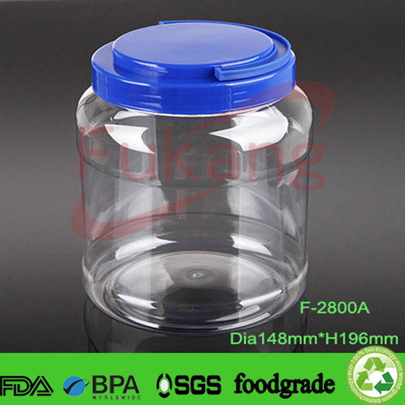 3.5升宽口透明PET塑料圆形瓶，带红色手柄盖，包装干燥食品和玩具礼物